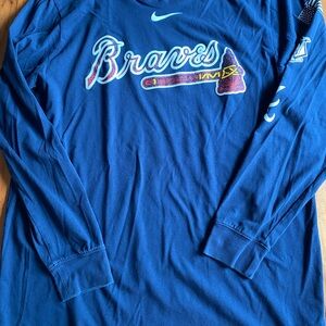 Nike Atlanta Braves Dri-FIT long sleeve